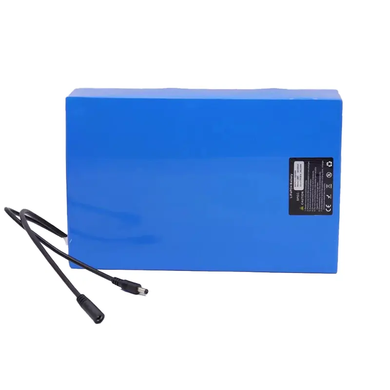 hotel robot battery (3)