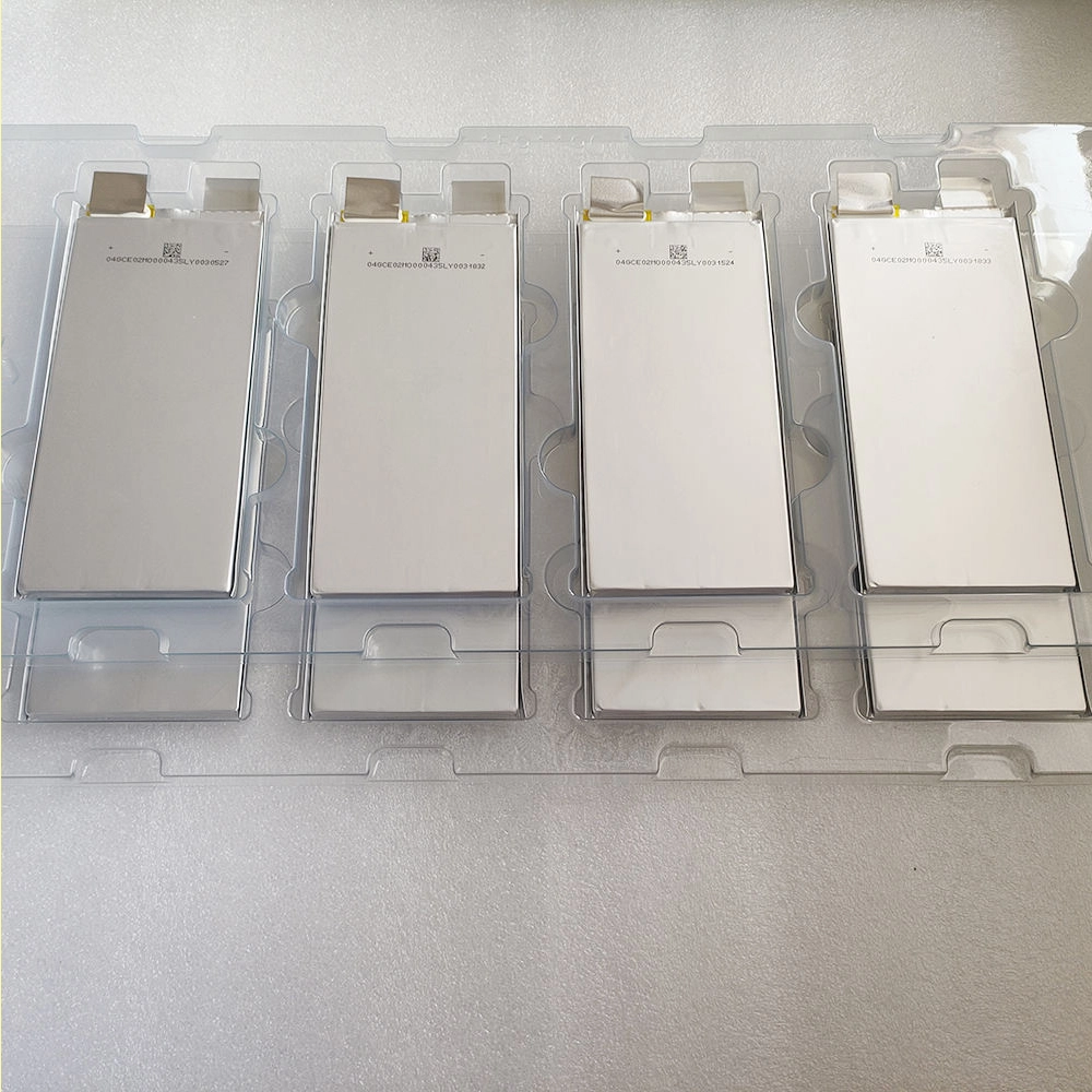 semi-solid state battery cell